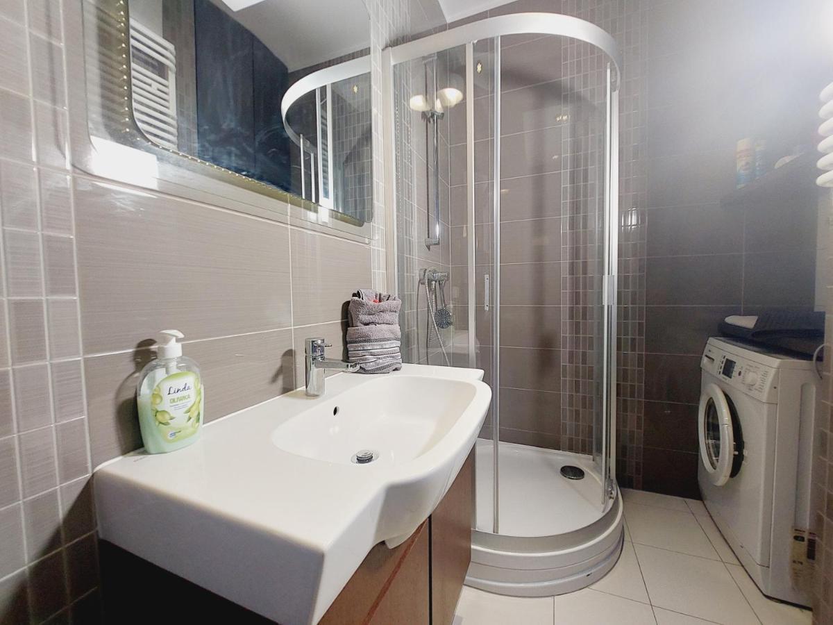 Central Apartments Garnizon 928 & Parking Гданск Екстериор снимка